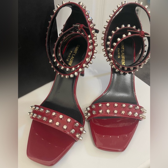 AUTHENTIC SAINT LAURENT Amber studs, deep red patent strappy heels - Picture 2 of 6